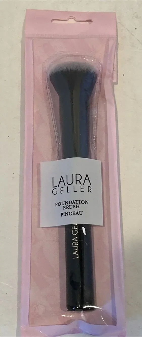 Laura Geller Foundation Brush for Creams and Liquids - New